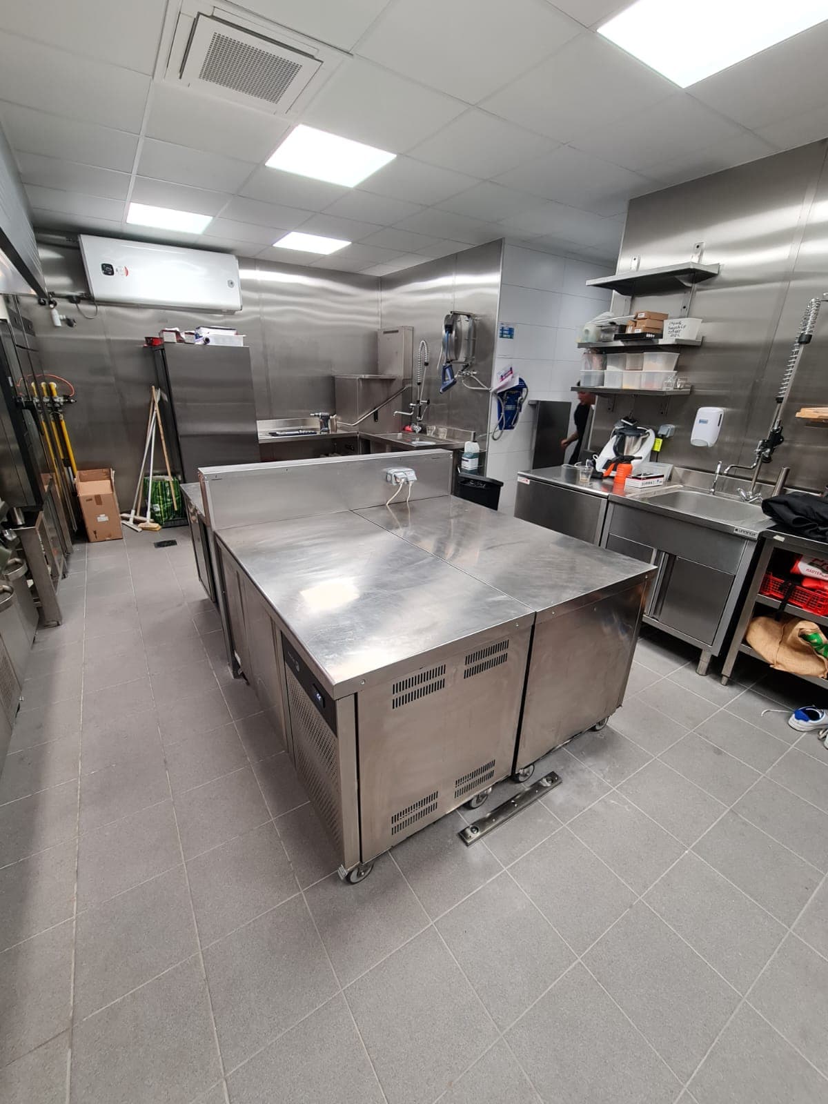 Mobilier en inox